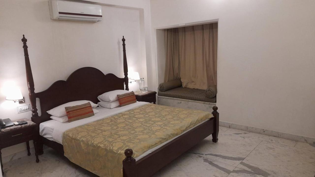 Rampratap Palace By Fateh Collection Udaipur Exterior foto